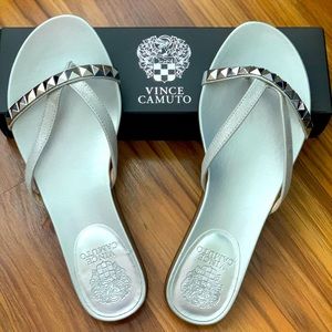 Vince Camuto sz 9 sparkle emboss sandals